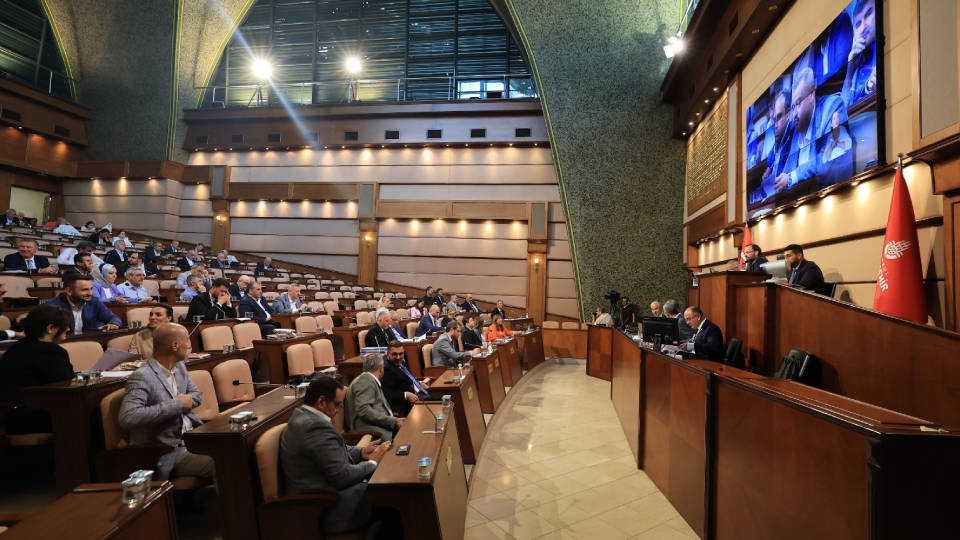 İBB Meclisi 4 mülkü AKP’li belediyelere devretti
