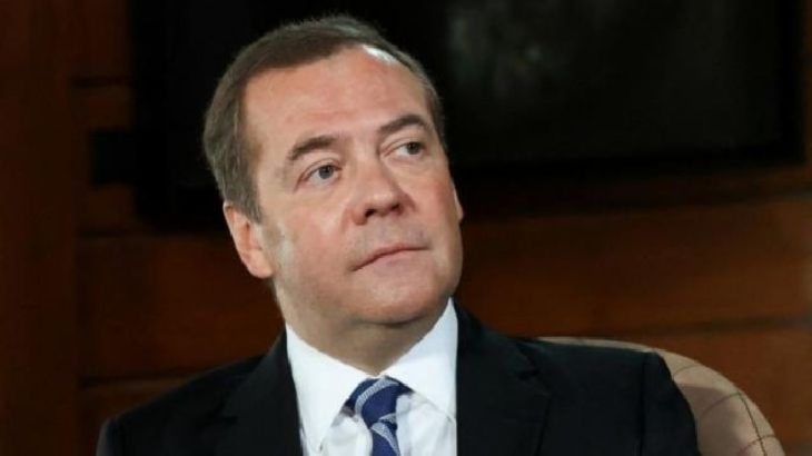 Medvedev: Ukrayna'nın batısını vurmalıyız