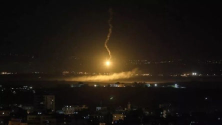 İsrail'den Şam'daki bazı askeri noktalara füze saldırısı