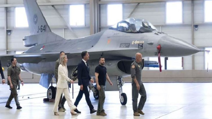 Danimarka, Ukraynalı pilotlara F-16 eğitimi vermeye başladı