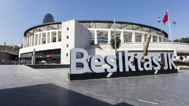 Beşiktaş stadyumunun ismi değişti: Tüpraş oldu