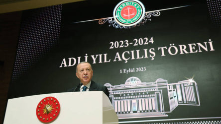 Erdoğan yeni anayasa için tarih verdi