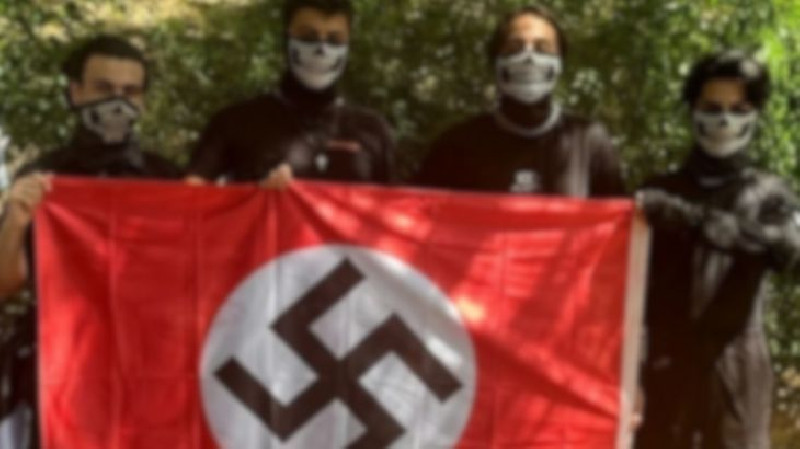 Maçka Parkı’nda Nazi bayrağı açtılar!