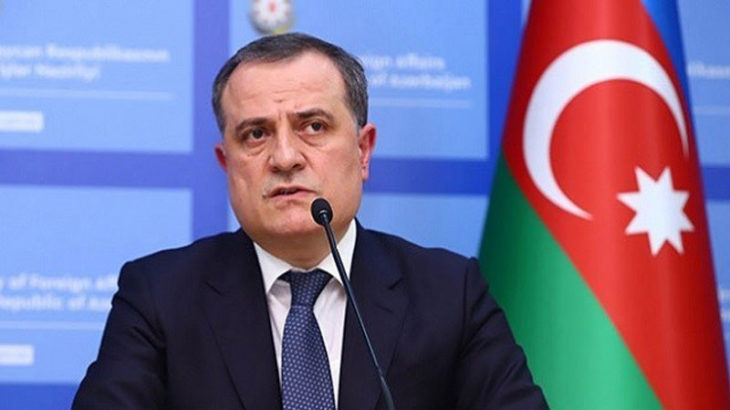 Azerbaycan Dışişleri Bakanı Bayramov: 100 bin kişi Karabağ'a geri dönecek