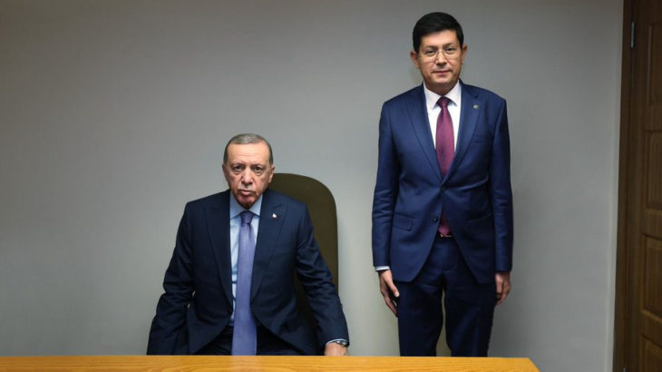 Bakan Yerlikaya'nın soruşturma izni verdiği Belediye Başkanı soluğu Erdoğan'ın yanında aldı