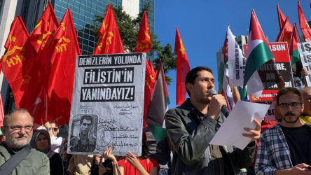 Sosyalistler İsrail'in insanlık dışı saldırısına karşı eylemde: Kahrolsun siyonizm, kahrolsun emperyalizm!