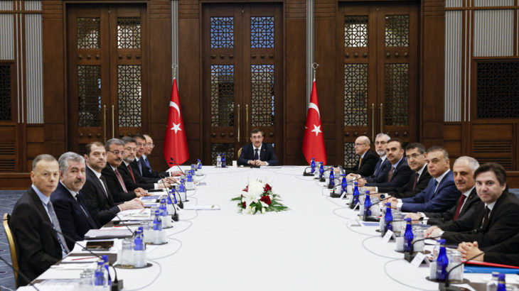 Parti devleti zihniyeti tek fotoğrafta: Ekonomi Koordinasyon Kurulu toplantısında AKP'lilerin ne işi var