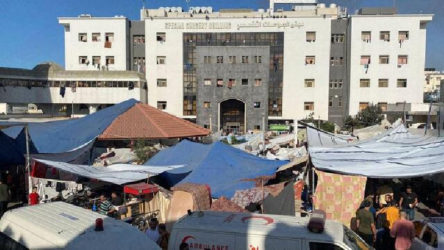 Gazze'de bir hastanede daha yakıt krizi: 1200 kişi ölümün kıyısında