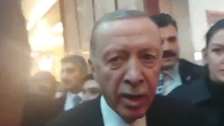 Erdoğan 50+1 sorusunu soran gazeteciyi tersledi: Allah Allah, lafa bak