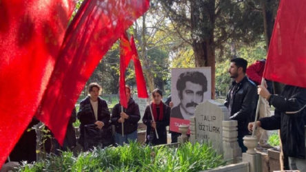 Talip Öztürk ve Mustafa Hayrullahoğlu mezarları başında anıldı