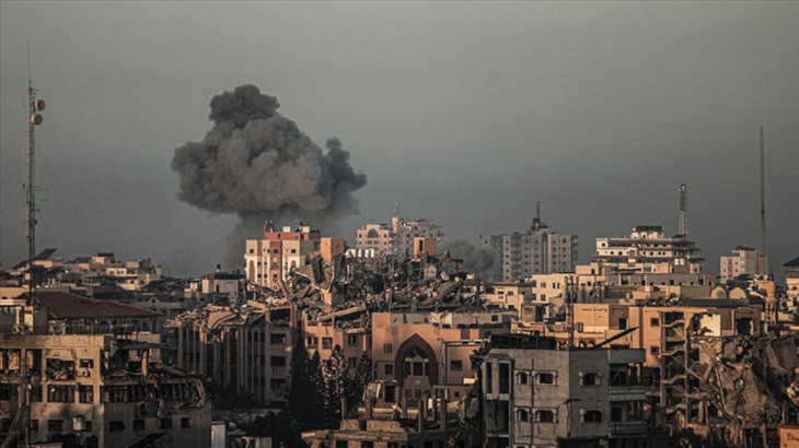 İsrail bir kez daha hastaneyi bombaladı