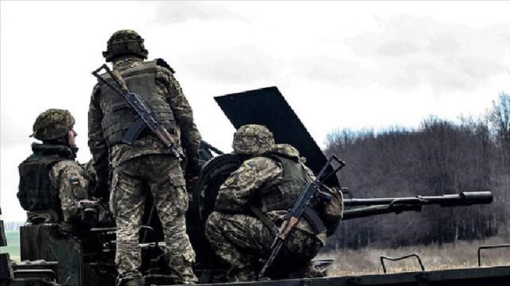 Ukraynalı komutan: Tüm cephelerde kaybediyoruz