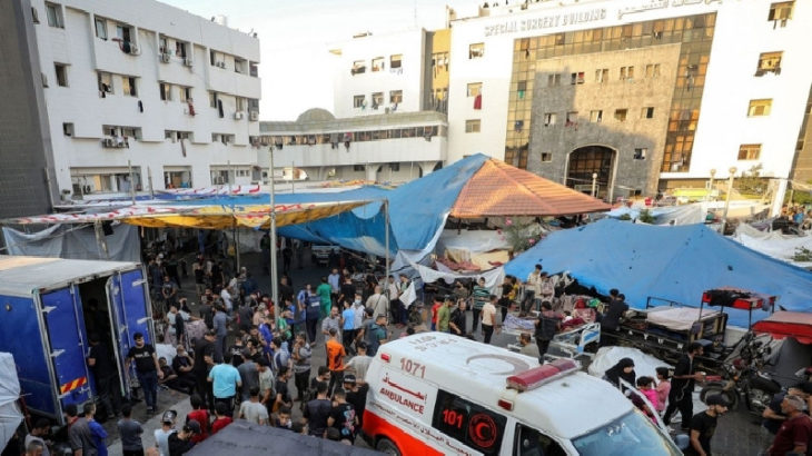 İsrail barbarlığı bir kez daha hastaneleri hedef aldı