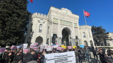 İstanbul Üniversitesi öğrencileri kampüslerinin 'müze' yapılmasına tepkili