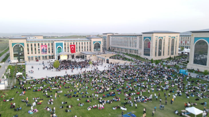ODTÜ ve Ankara Üniversitesi'nin ardından Yıldırım Beyazıt Üniversitesi'nde de engelleme: Şenlik iptal edildi!