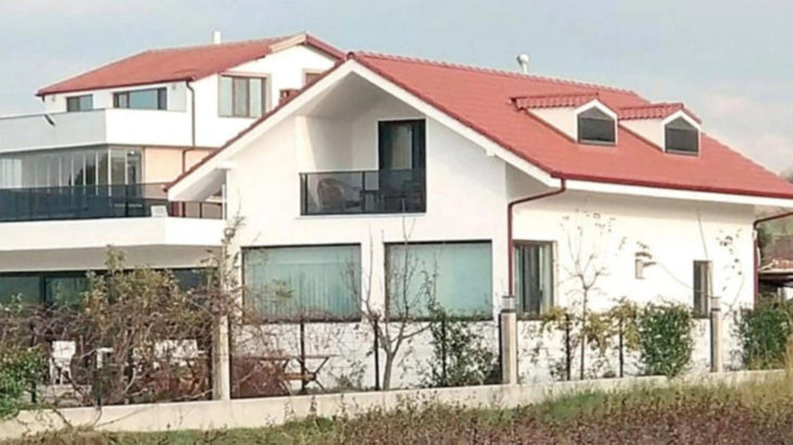 AKP'li vekilden boğazda kaçak villa