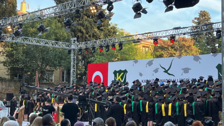 Kadıköy Anadolu Lisesi'nde karanlığa geçit yok