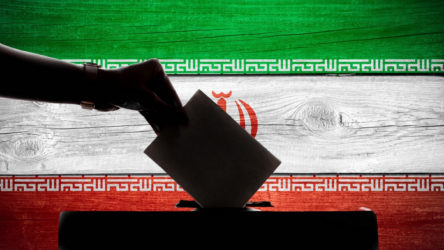 İran'da cumhurbaşkanlığı seçimleri için süreç başladı