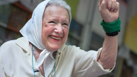 Plaza de Mayo Anneleri’nden Cortinas yaşamını yitirdi: Seni mücadelemizde yaşatacağız