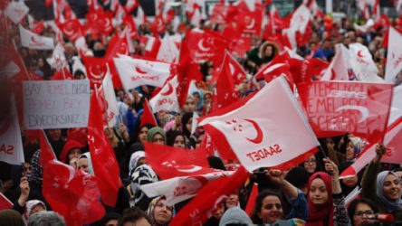 Saadet Partisi'nin olağanüstü kongresi iptal edildi