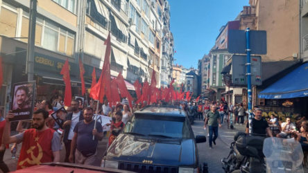 TKH’den Kadıköy'de kitlesel laiklik yürüyüşü: Sivas Katliamı'nı unutmayacağız, unutturmayacağız!