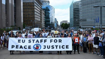 Avrupa Birliği çalışanları Gazze için protesto düzenledi