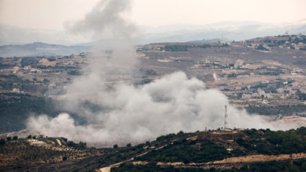 Hizbullah, İsrail'in kuzeyindeki askeri üslere saldırı düzenledi