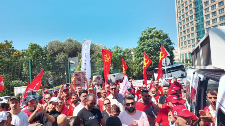 Polonez işçilerinin eylemine polis müdahalesi