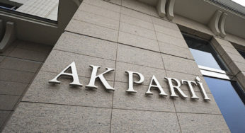 AKP’de mevcut TBMM Grup Yönetimi göreve yeniden seçildi