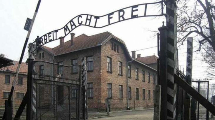 Auschwitz'in anma etkinliklerine Rusya'nın davet edilmemesine sert tepki : Batı'nın iki yüzlülüğü