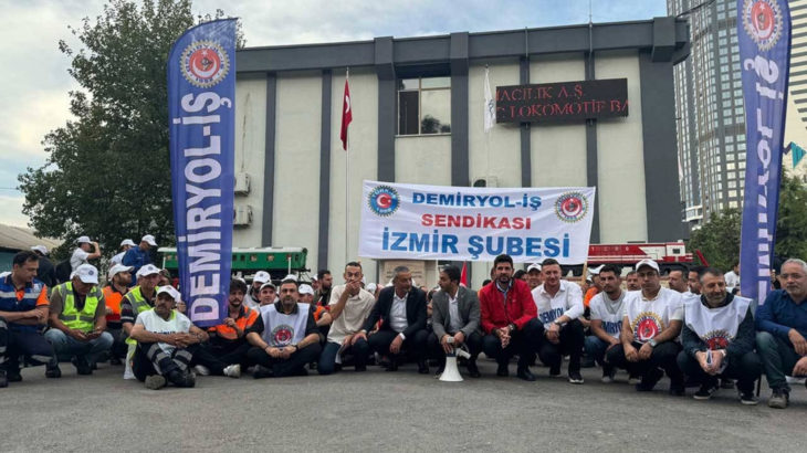 İzmir'de demiryolu emekçileri 1 saat iş bıraktı: Bozulan ekonominin bedelini biz ödemeyeceğiz