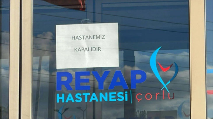 Bakanlık kapatılan hastaneye 'bebek dostu hastane' unvanı vermiş!