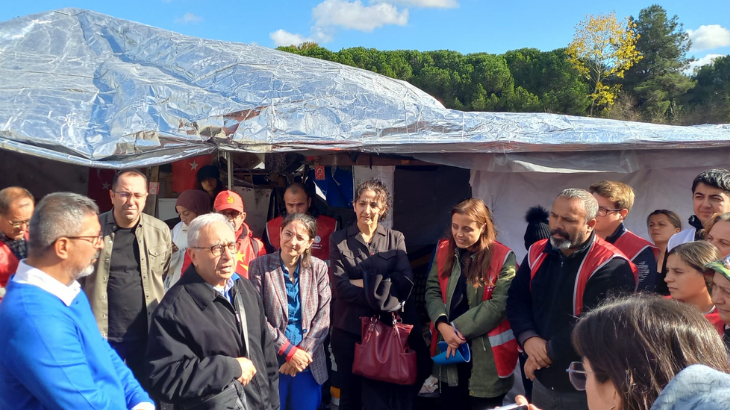 TKH heyeti ve Prof. Dr. İzzettin Önder'den Polonez işçilerine ziyaret