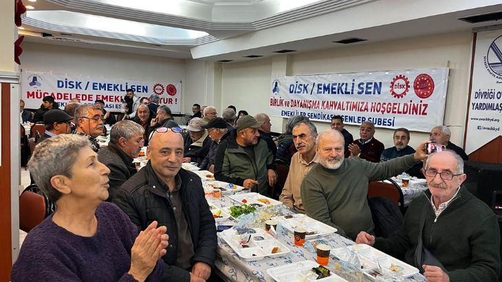 DİSK Emekli-Sen'den Esenler'de 