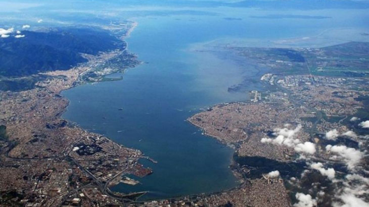 İzmir Büyükşehir Belediyesi'ne 3 milyon 854 bin lira 'çevre kirliliği' cezası