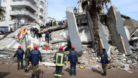 Depremde yıkılan Ezgi Apartmanı için ODTÜ'lü akademisyenler bilirkişi raporu hazırlayacak