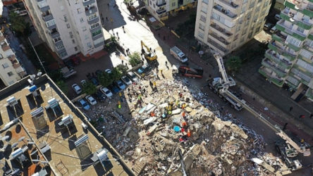 Deprem davasında yeni iddia: AKP'li müteahhit İngiltere’ye kaçtı