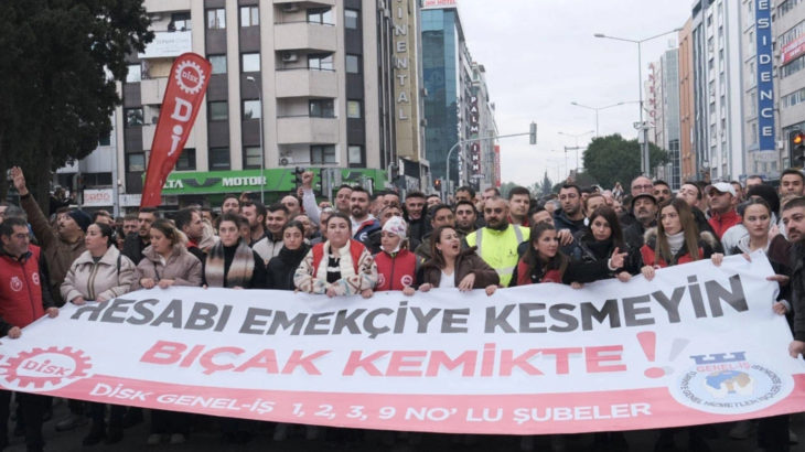 İzmir'de belediye işçilerinin eylemi kazanımla sonuçlandı