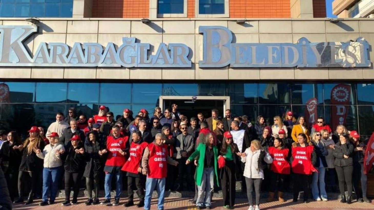 Karabağlar Belediyesi'nde TİS imzalandı