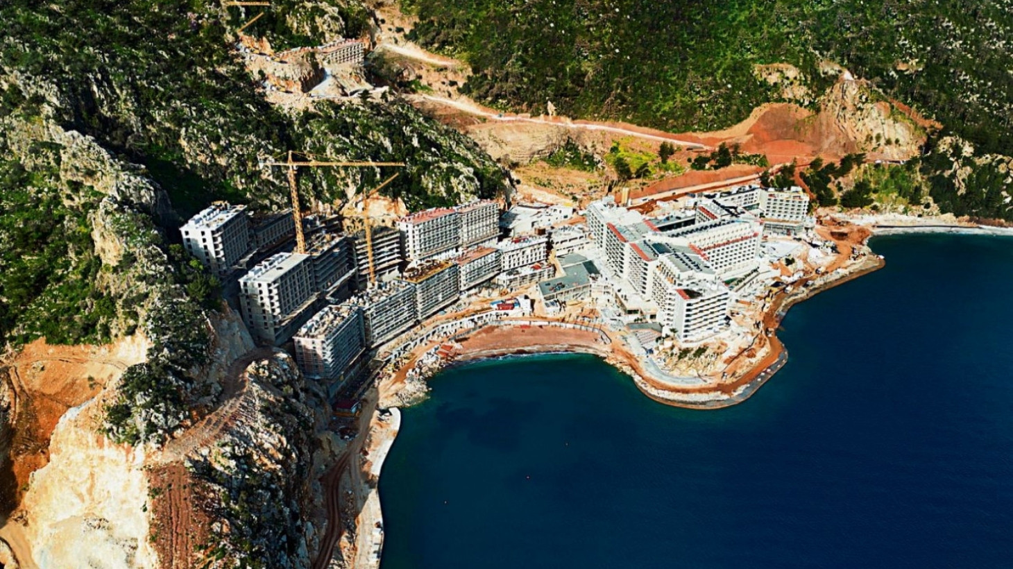 Marmaris'te Sinpaş’ın talanı bitmiyor: Yat bağlama projesi için denizi dolduracak