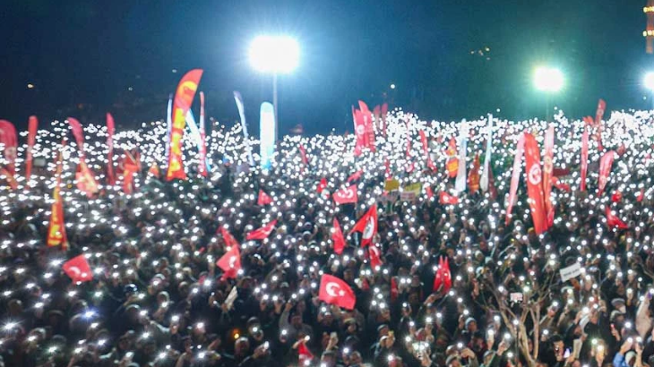 Kamu emekçilerinin bir yıllık zammını piyasa için üç günde harcadılar
