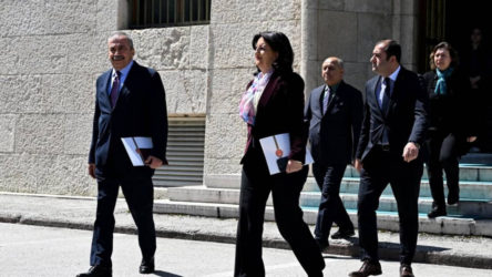 Buldan: Sayın Cumhurbaşkanı'nın bizi külliyesinde kabul etmesi bu sürecin içerisinde olduğunun ispatı anlamına geliyor