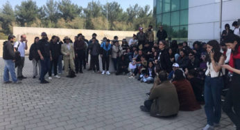 Dokuz Eylül Üniversitesi öğrencilerinden kendilerini tehdit eden dekana tepki