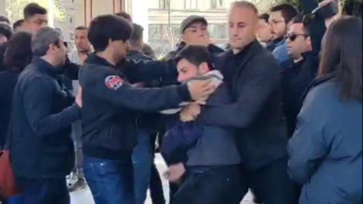 İstanbul Üniversitesi'ndeki 'boykot' eylemine faşist saldırı