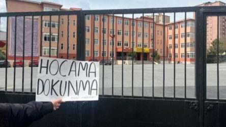 Eyleme katılan öğrenciler 