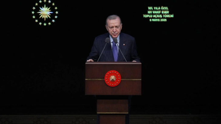 Erdoğan gençlere evlilik çağrısı yaptı, vakıflardan yardım istedi