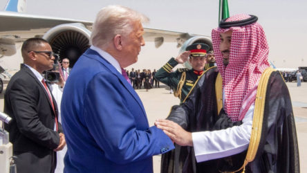 Trump, Suudi Arabistan'da