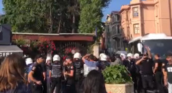 İstanbul Üniversitesi öğrencilerinin Gezi anmasına polis saldırısı: Gözaltılar var