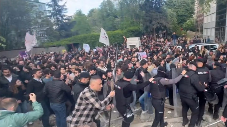 Boğaziçi Üniversitesi'nde 'Nureddin Yıldız' protestosu: 15 kişi adliyeye sevk edildi, 82 kişi serbest bırakıldı