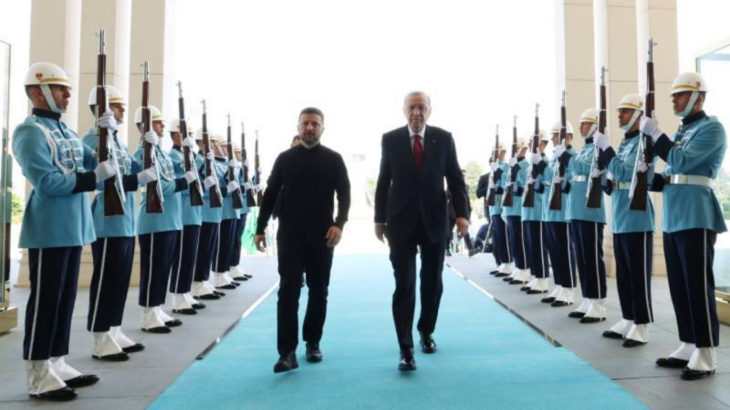 Erdoğan-Zelenski görüşmesi sona erdi: Trump ve Erdoğan'a saygımızdan İstanbul'a heyet göndereceğiz